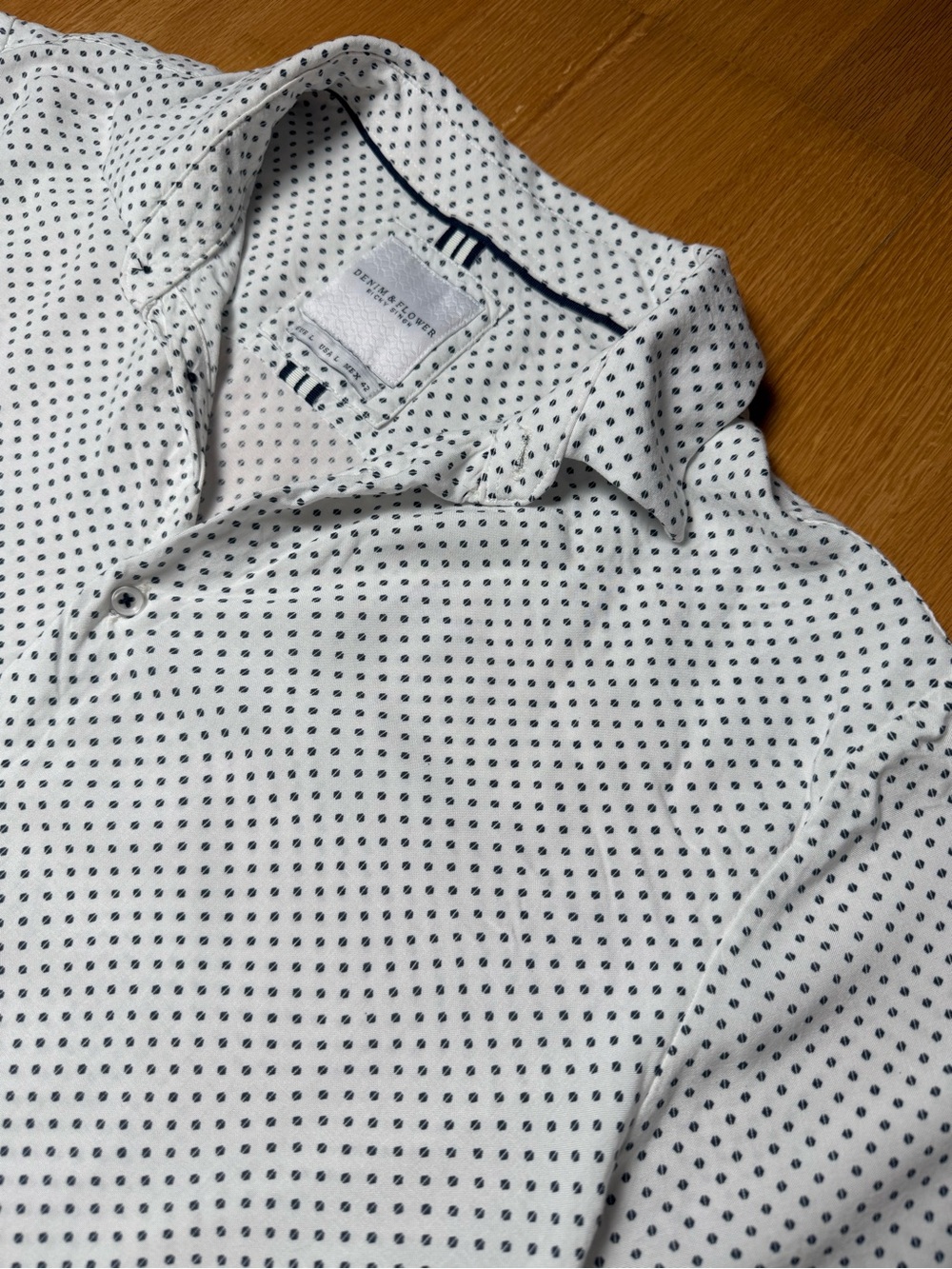 Denim & Flower Ricky Singh Men’s Large White Blue Geo Print Short Sleeve Button